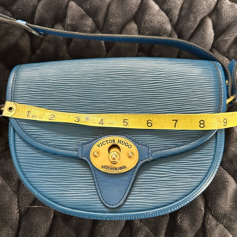 Blue Epi Leather Vintage crossbody purse - Picture 8 of 11